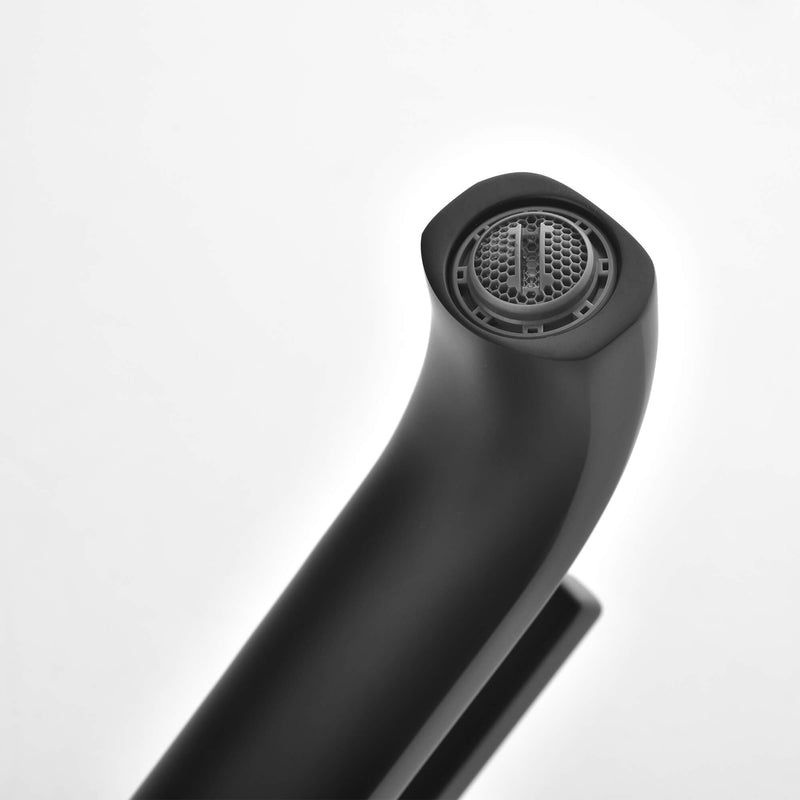 Single Handle Bathroom Faucet Modern Design Smooth Water Flow Easy Control