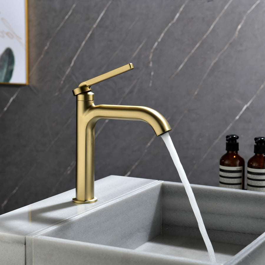 Single Handle Bathroom Faucet Modern Design Smooth Water Flow Easy Control